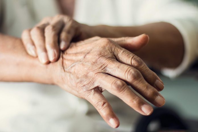 Batteri intestinali metabolizzano levodopa per il Parkinson Batteri intestinali metabolizzano levodopa per il Parkinson
